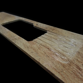 Gocciolatoio composto da pendenza e gusce su un piano in Ivory Fantasy