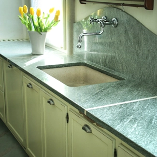 Verde Spluga granite kitchen top