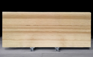 Lastra in Marmo Serpeggiante