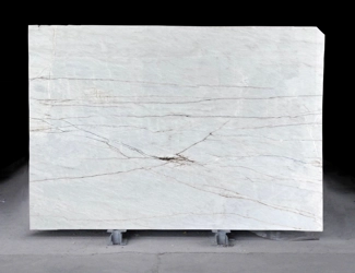 Polished slab in Dune White