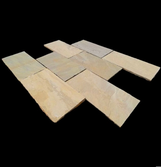 Pavimentazione pre-posata in quarzite gialla a spacco cava