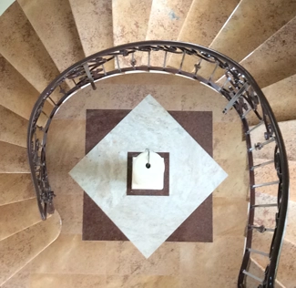 Scala interna in granito Moon Skin