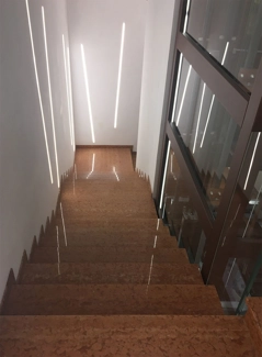 Scala in marmo Rosso Verona