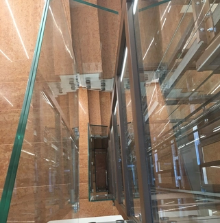 Scala in marmo Rosso Verona