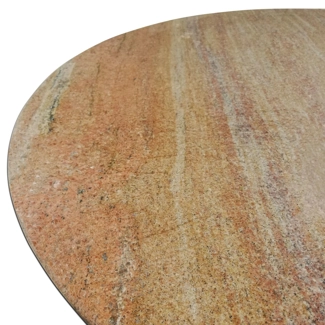 Dettaglio tavolino in granito